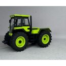 Traktor Intrac 6.60