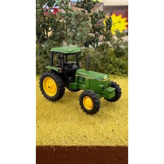 Traktor JD 4040 (4wd)